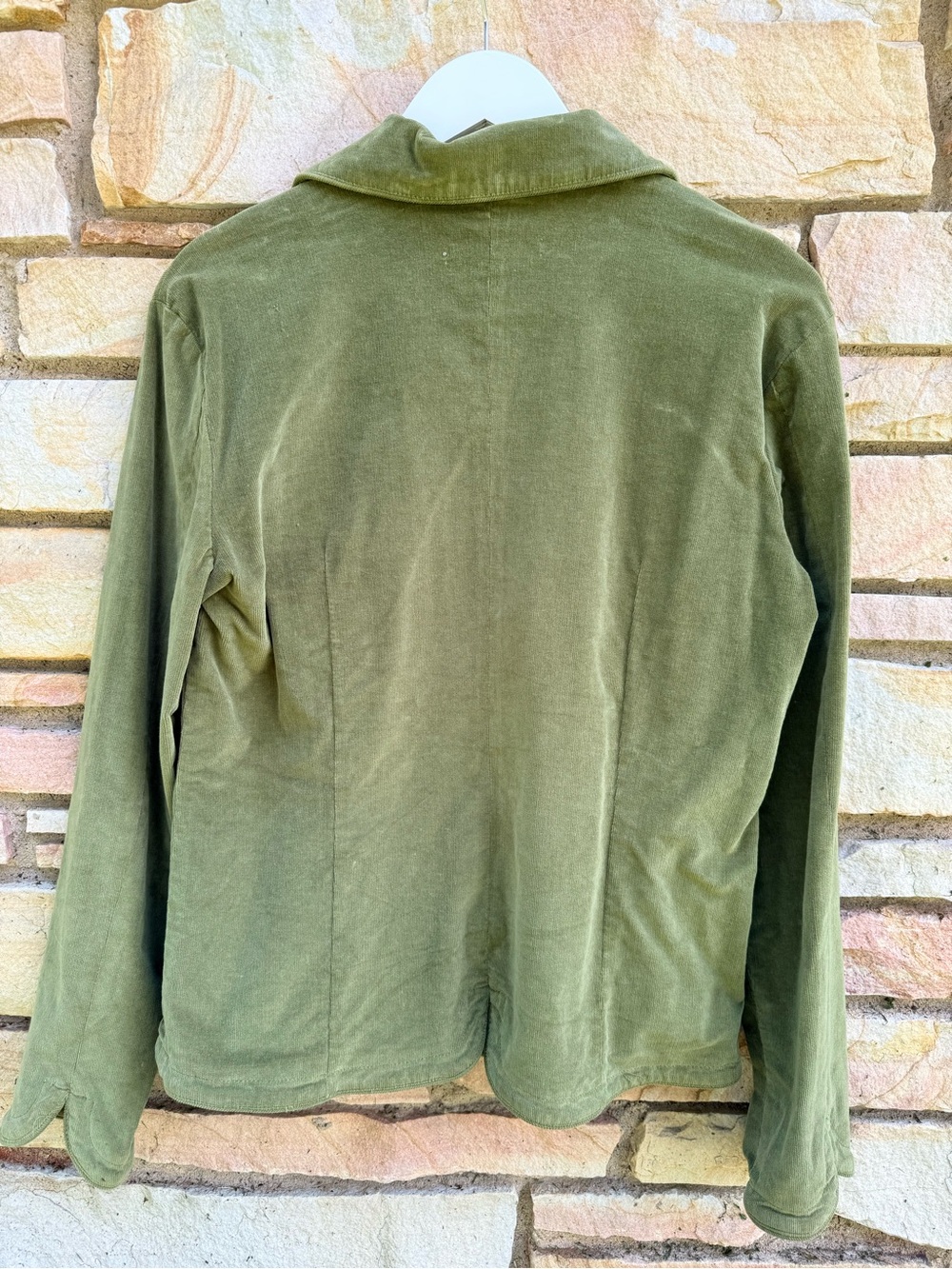 Vintage A.M.I. Women's Olive Green Tailored Corduroy Jacket Size M - Picture 3 of 3
